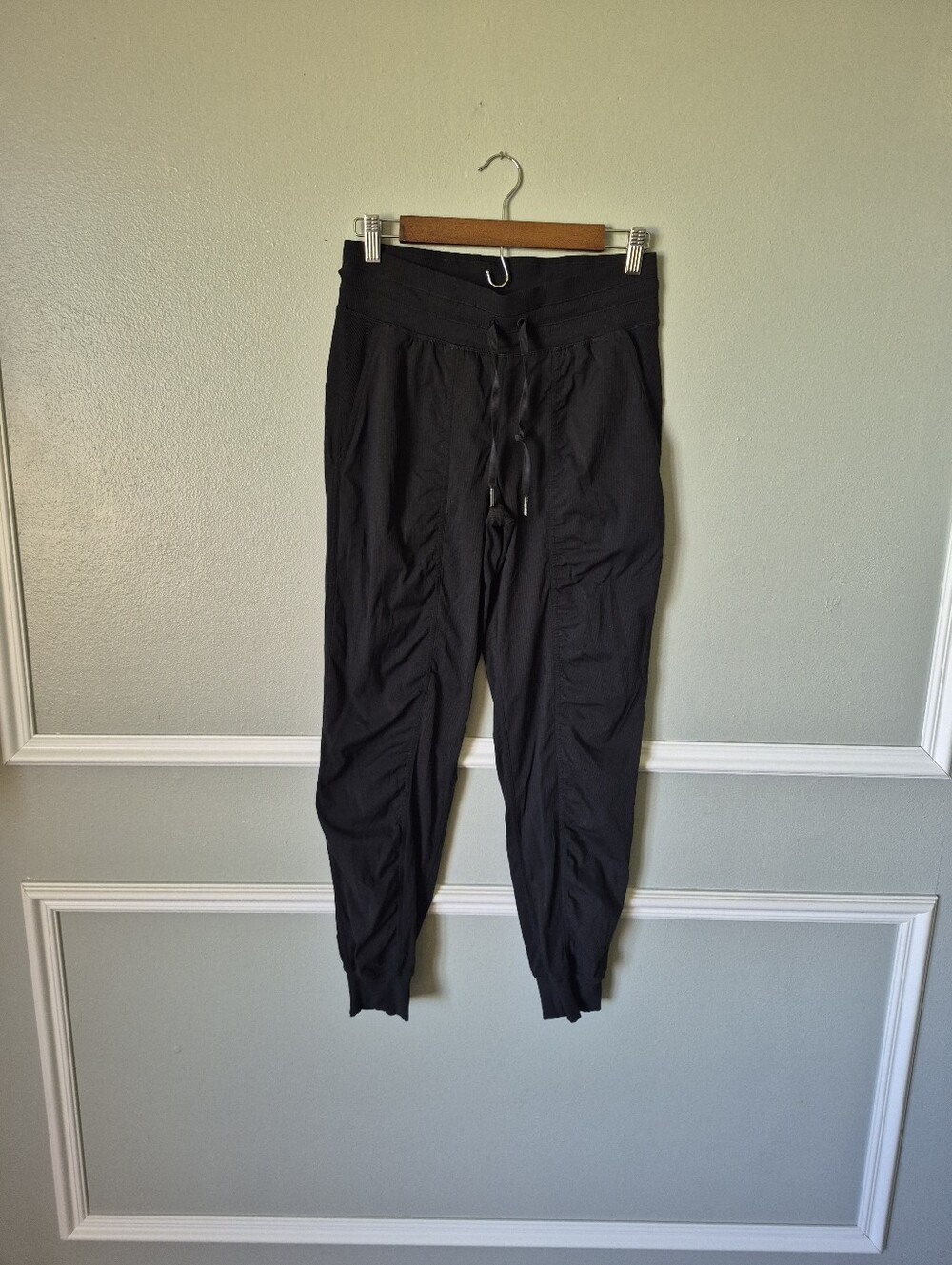 Lululemon Dance Studio Joggers Black Size 6